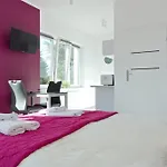 Lc & B52 Apartment *