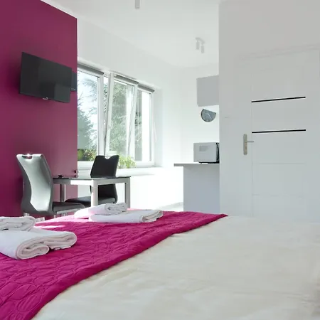 Lc & B52 Apartment *