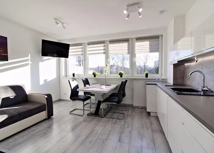 Lc & B52 アパート